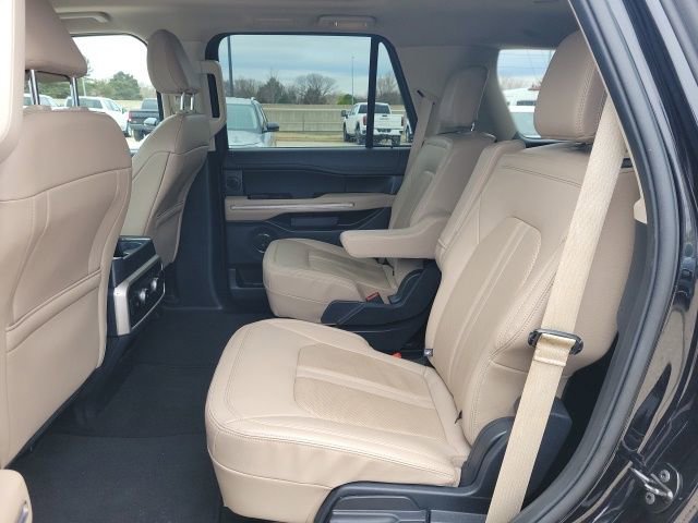 Used 2024 Ford Expedition Limited RWD image 23