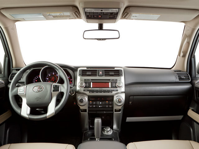 Used 2010 Toyota 4Runner SR5 AWD/4WD image 10