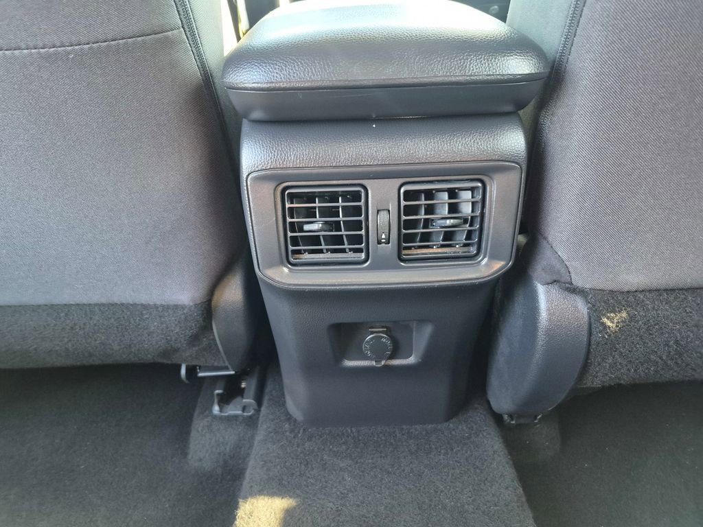 Used 2025 Toyota RAV4 LE image 25