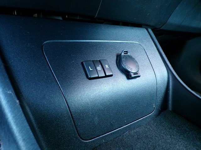 Used 2015 Toyota Prius Four image 15