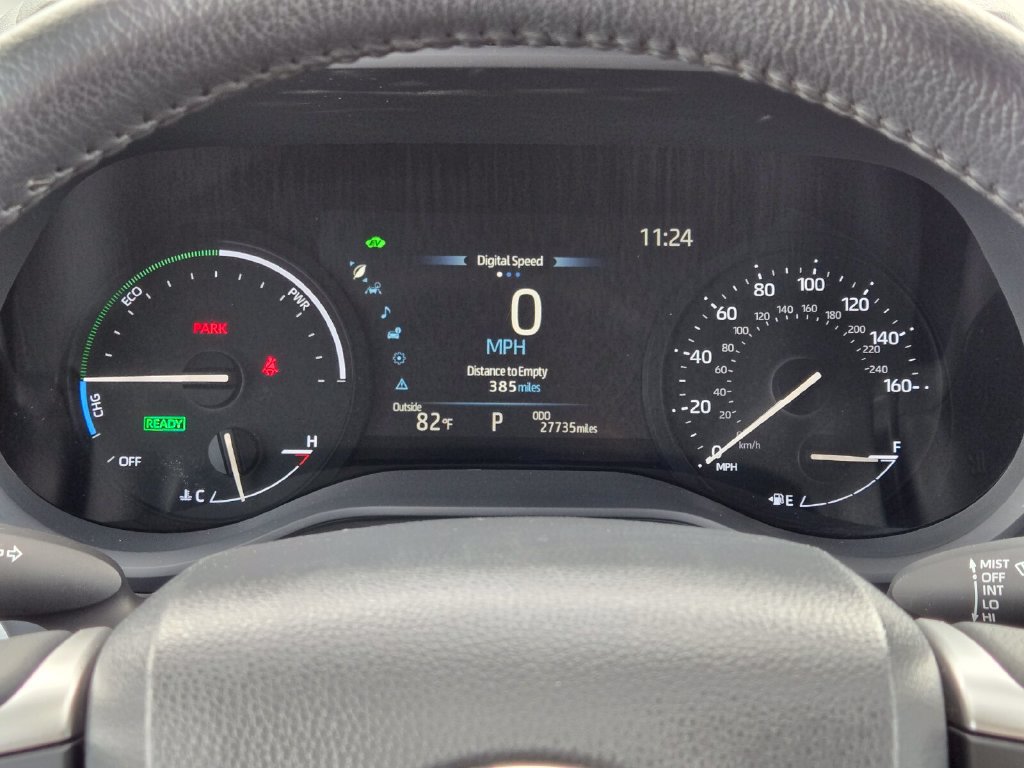 Used 2025 Toyota Sienna XLE FWD image 33
