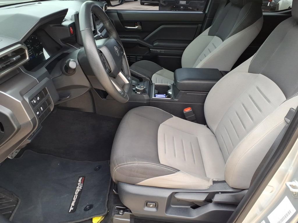 Used 2024 Toyota Tacoma TRD Sport image 14