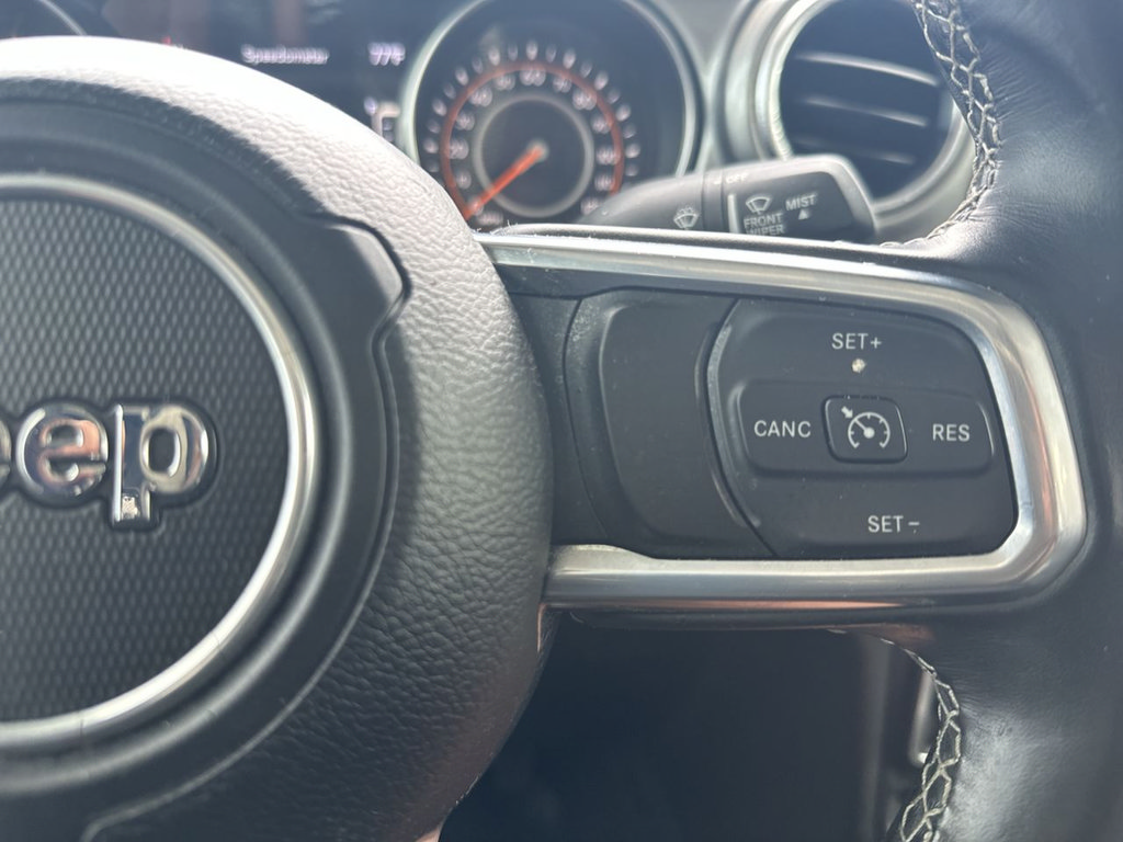 Certified 2021 Jeep Gladiator Overland AWD/4WD image 31