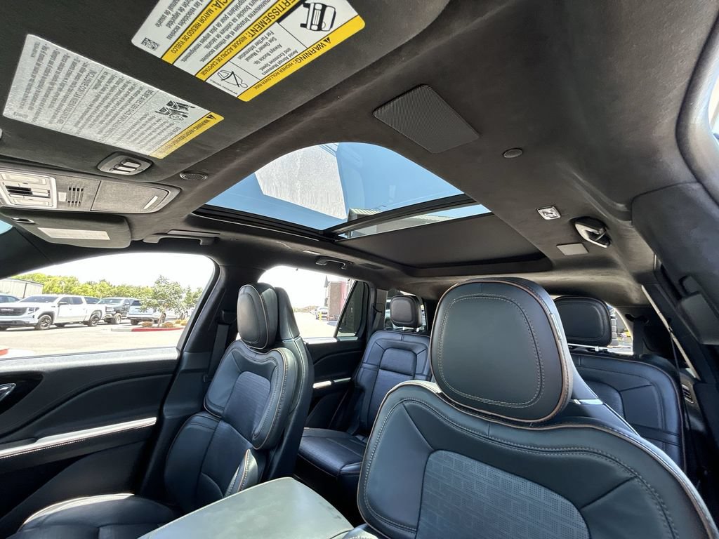 Used 2025 Lincoln Aviator Black Label w/ Black Label Special Edition AWD/4WD image 19