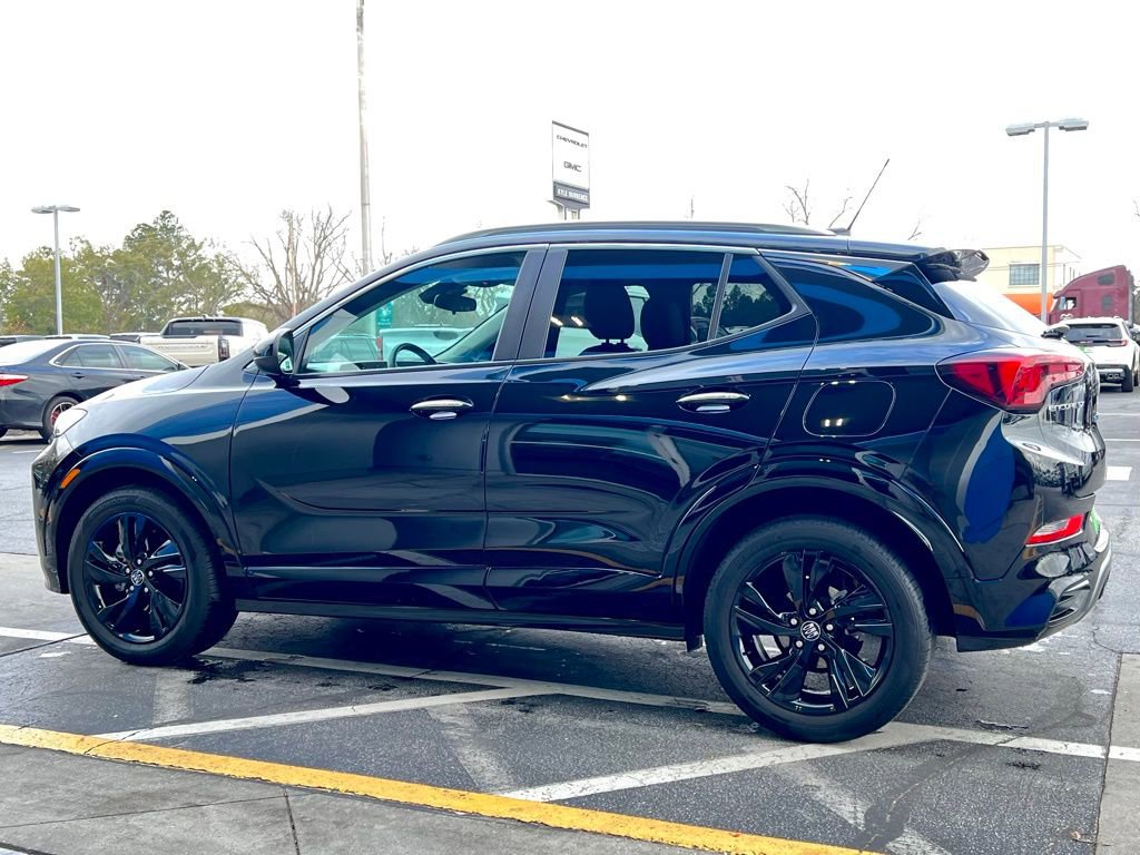 Used 2024 Buick Encore GX Sport Touring image 8