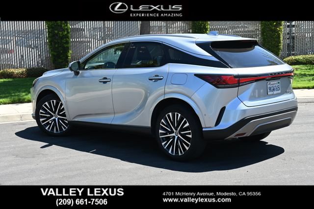 Used 2024 Lexus RX 350 Premium Plus w/ Convenience Package AWD/4WD image 4