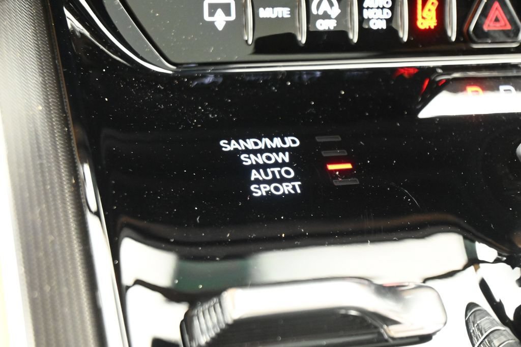 New 2026 Jeep Grand Wagoneer L Summit AWD/4WD image 26