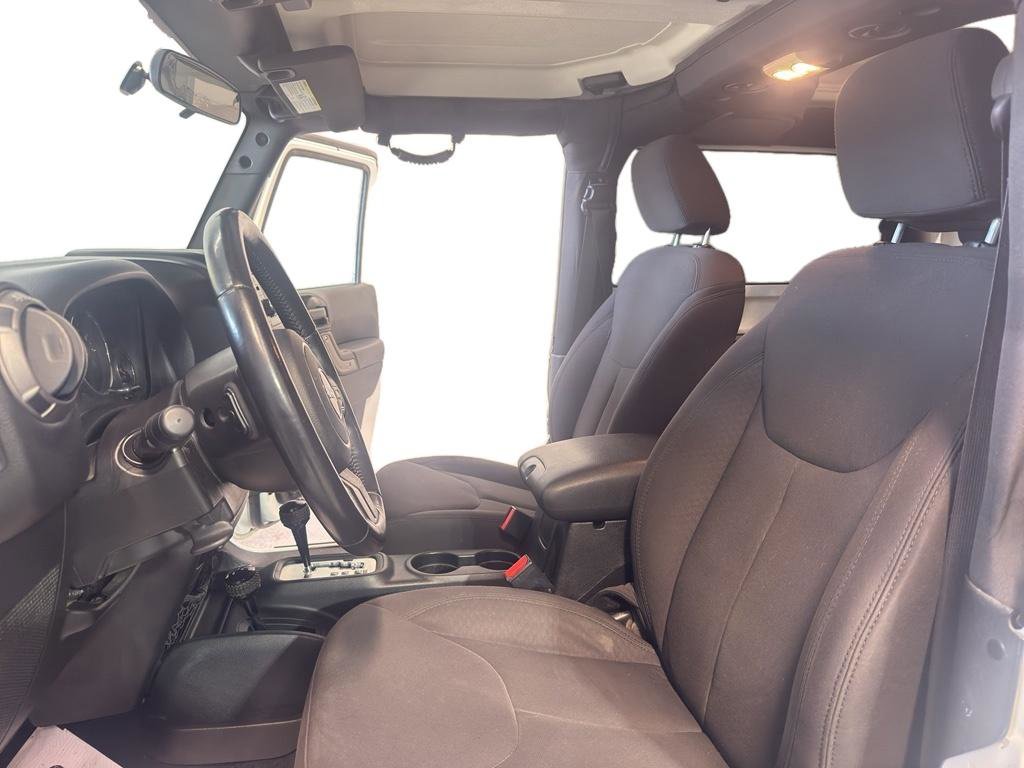 Used 2018 Jeep Wrangler Sport image 15