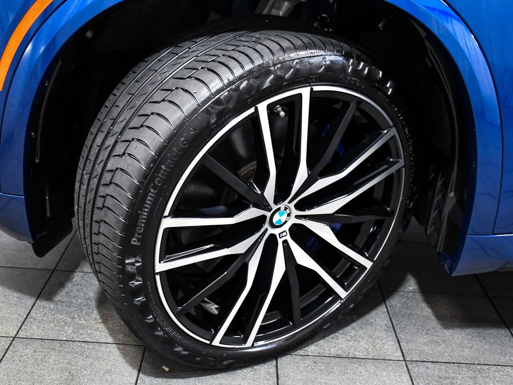 Used 2024 BMW X5 M60i AWD/4WD image 7