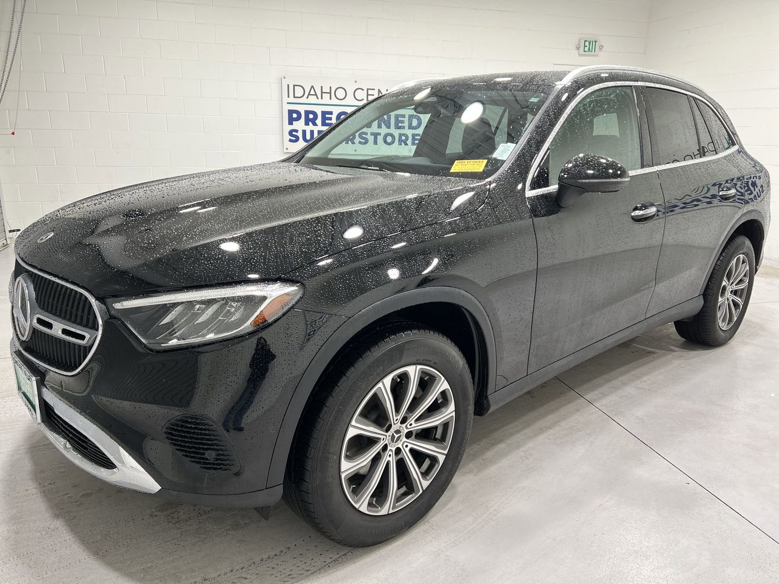 Used 2024 Mercedes-Benz GLC 300 4MATIC image 4