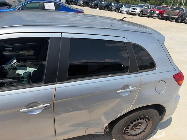 Used 2011 Mitsubishi Outlander Sport ES FWD image 9
