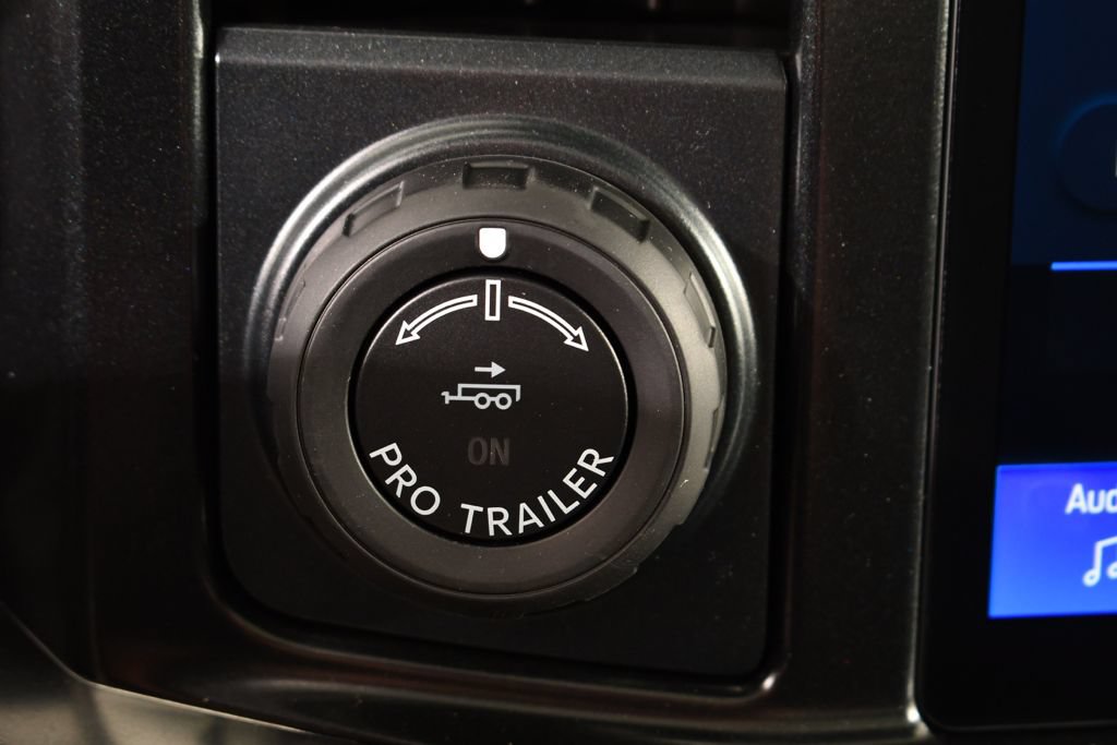 New 2026 Ford F350 Platinum w/ FX4 Off-Road Package AWD/4WD image 29