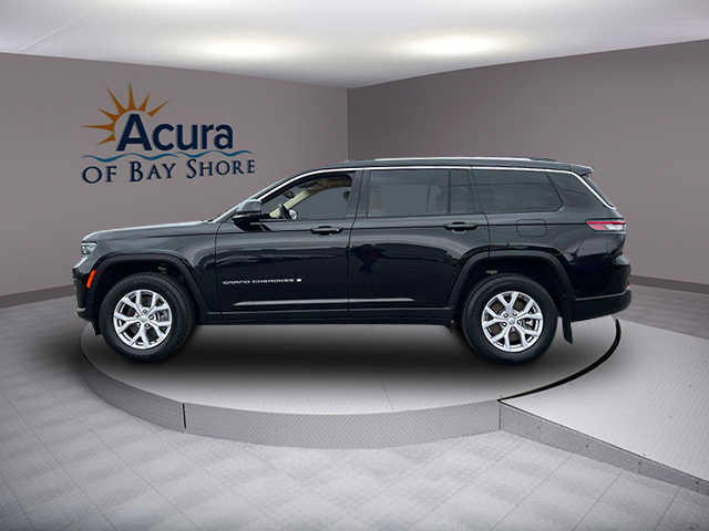 Used 2022 Jeep Grand Cherokee L Limited image 2