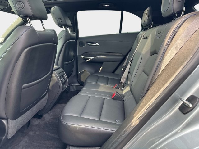 Certified 2024 Cadillac XT4 Sport w/ Technology Package AWD/4WD image 11