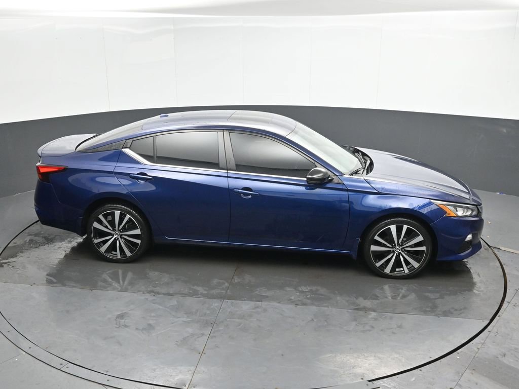 Used 2021 Nissan Altima 2.5 SR w/ SR Premium Package AWD/4WD image 30