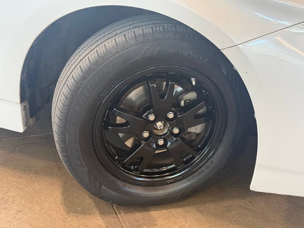 Used 2014 Toyota Prius Two FWD image 19