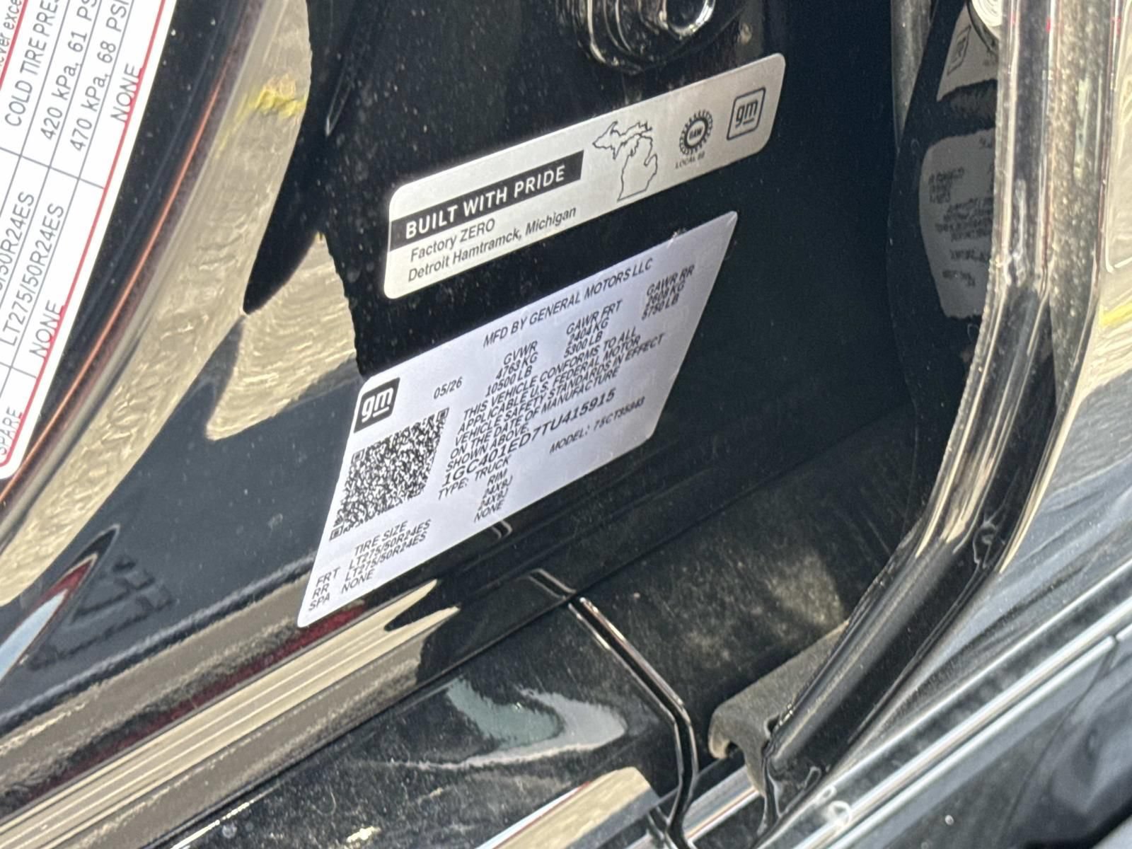 New 2026 Chevrolet Silverado EV 4x4 Crew Cab image 27