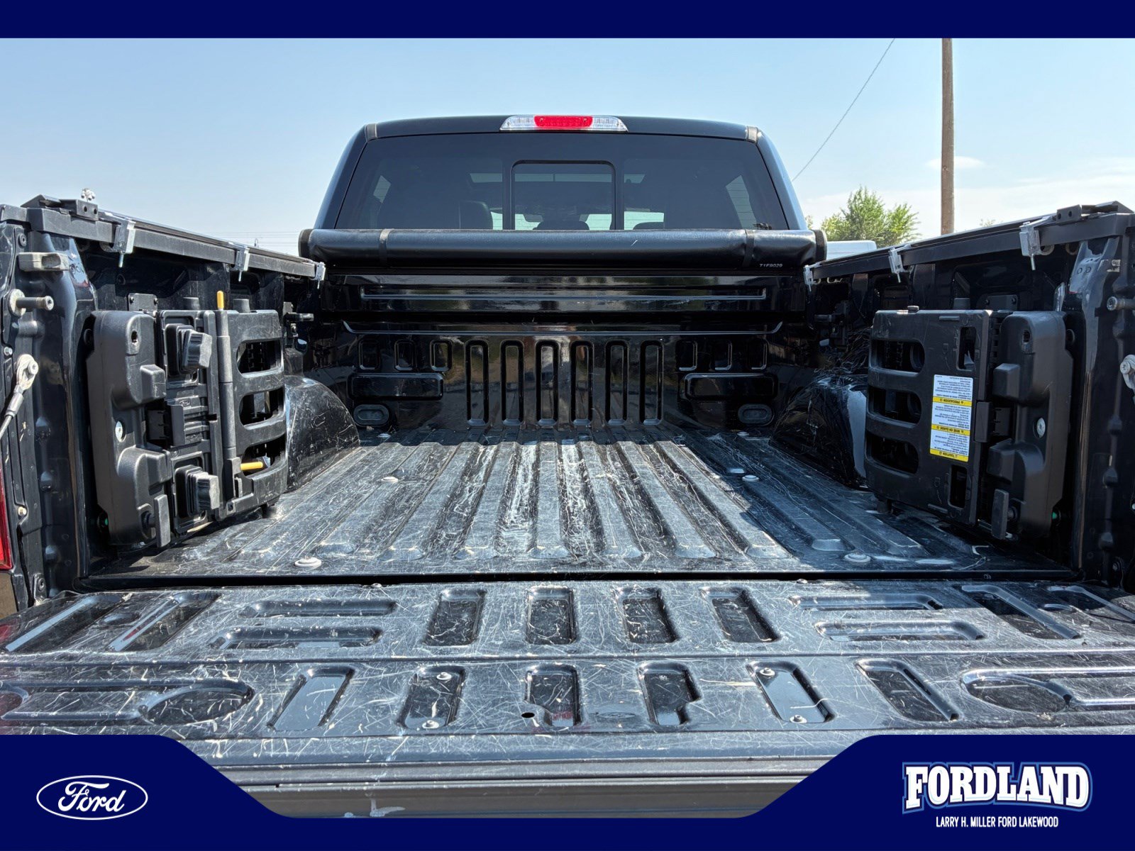 Used 2018 Ford F150 Lariat w/ Equipment Group 502A Luxury AWD/4WD image 34