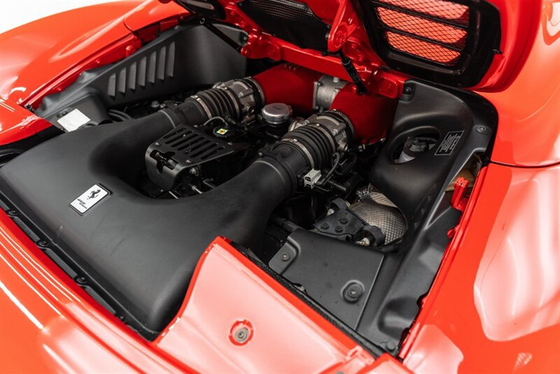 Used 2012 Ferrari 458 Spider RWD image 69