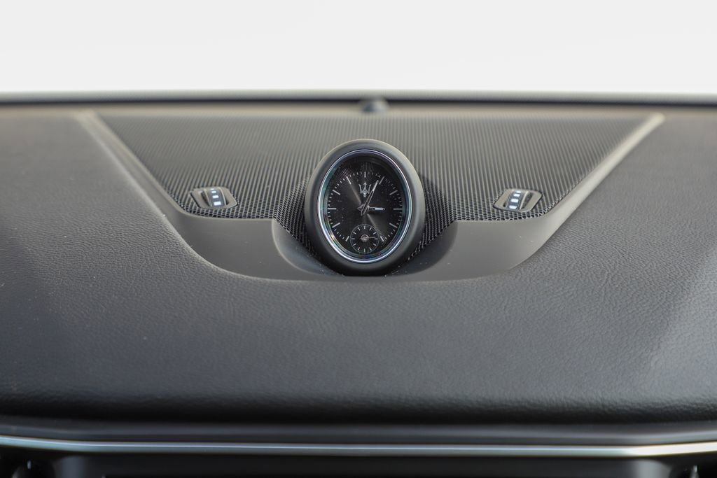 Used 2022 Maserati Levante GT image 20