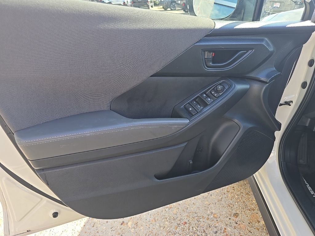 Used 2024 Subaru Crosstrek 2.0i Premium image 15