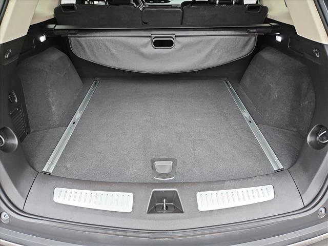 Used 2019 Cadillac XT5 Luxury FWD image 6