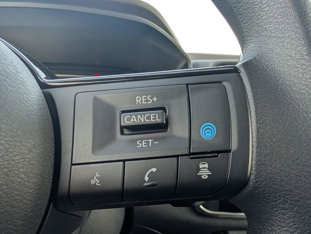 Used 2023 Nissan Rogue SV image 19