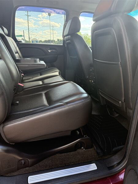 Used 2009 Chevrolet Avalanche LTZ AWD/4WD image 33