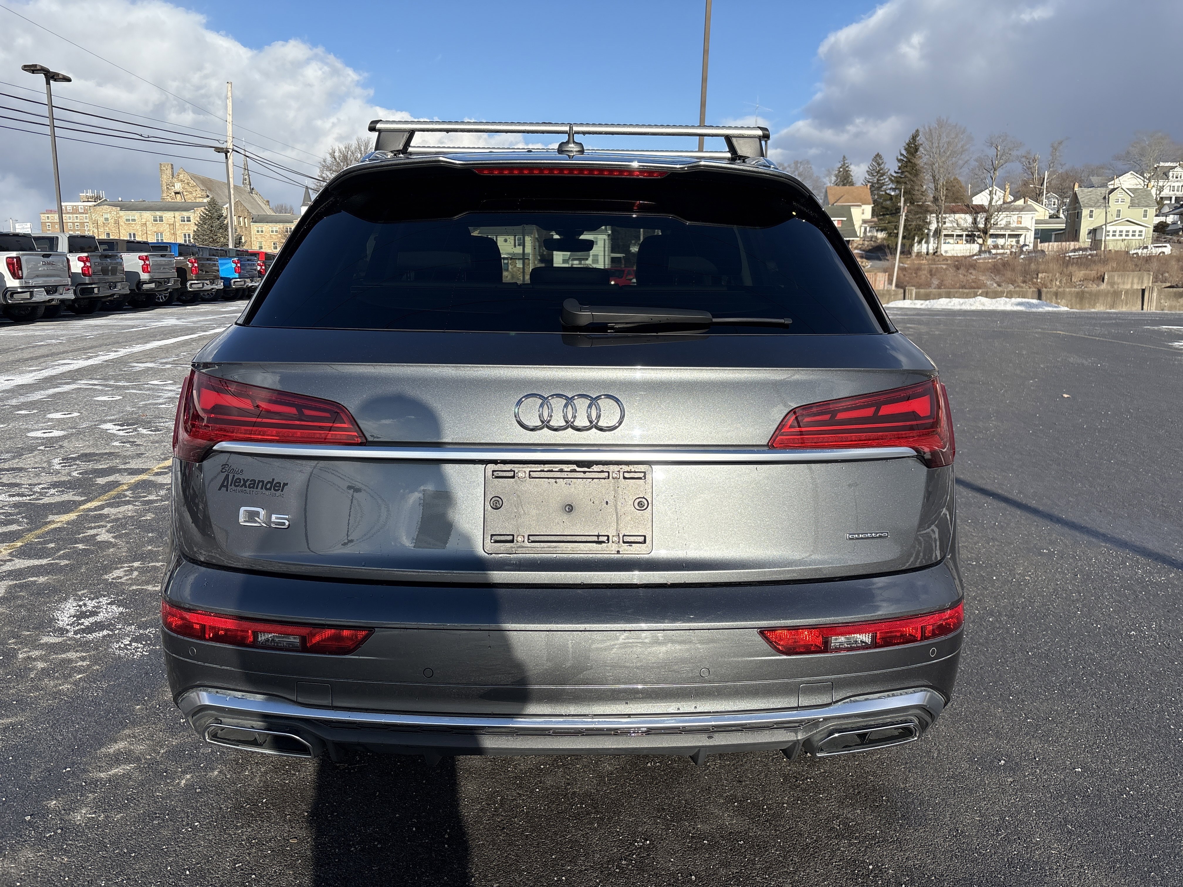 Used 2023 Audi Q5 2.0T Premium Plus w/ Premium Plus Package image 4