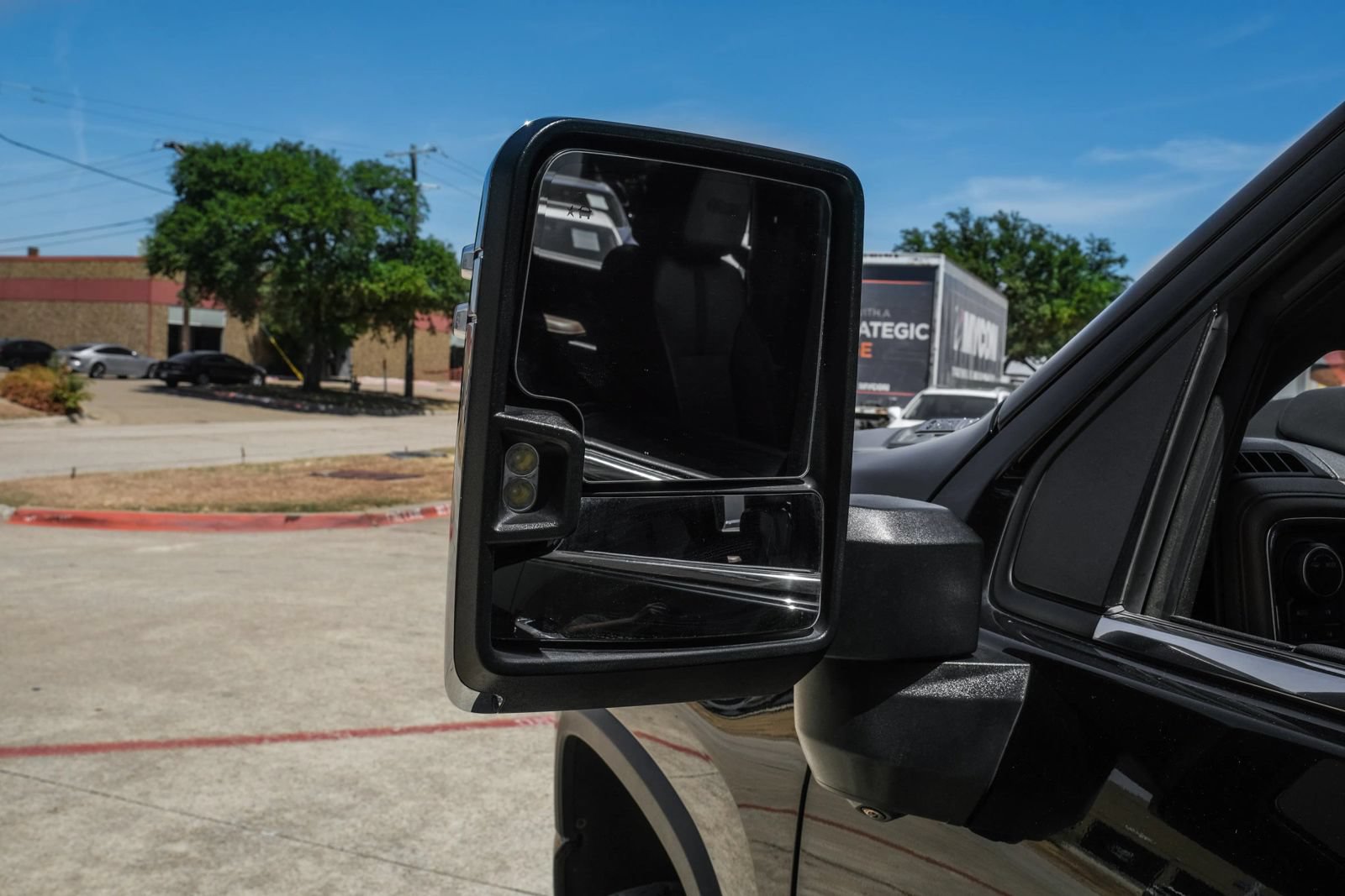 Used 2023 Chevrolet Silverado 2500 High Country AWD/4WD image 35
