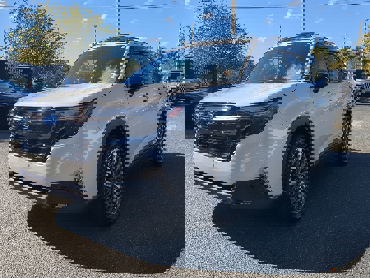 Used 2025 Subaru Forester Touring image 7