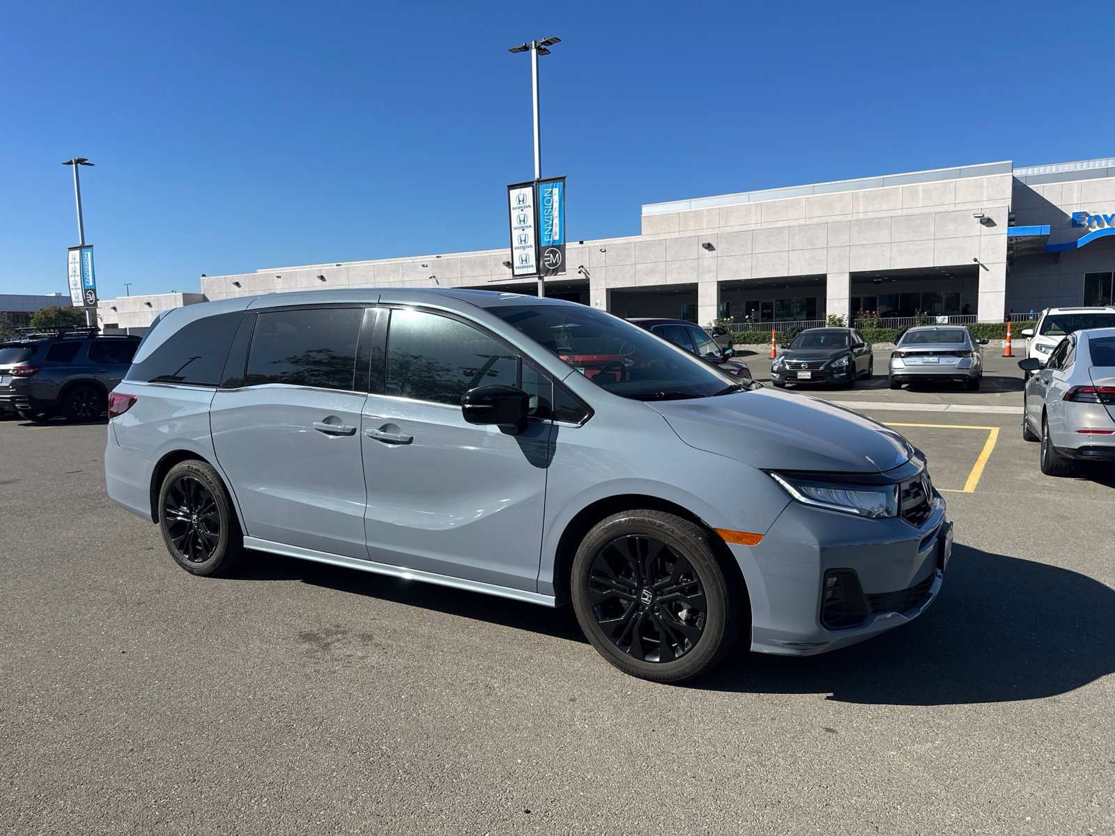 Used 2025 Honda Odyssey Sport-L image 2