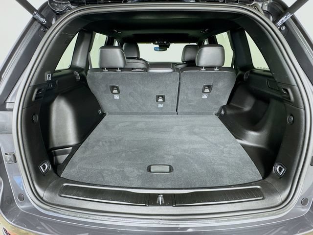 Used 2024 Jeep Grand Cherokee Altitude AWD/4WD image 31
