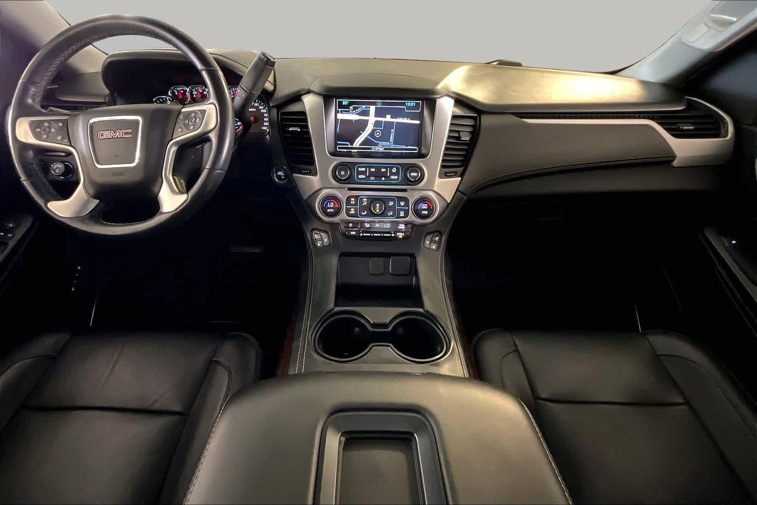 Used 2018 GMC Yukon SLT w/ Premium Edition AWD/4WD image 14