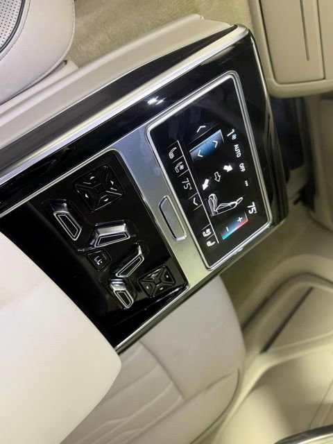 Used 2021 Audi A8 L 4.0T w/ Luxury Package image 27