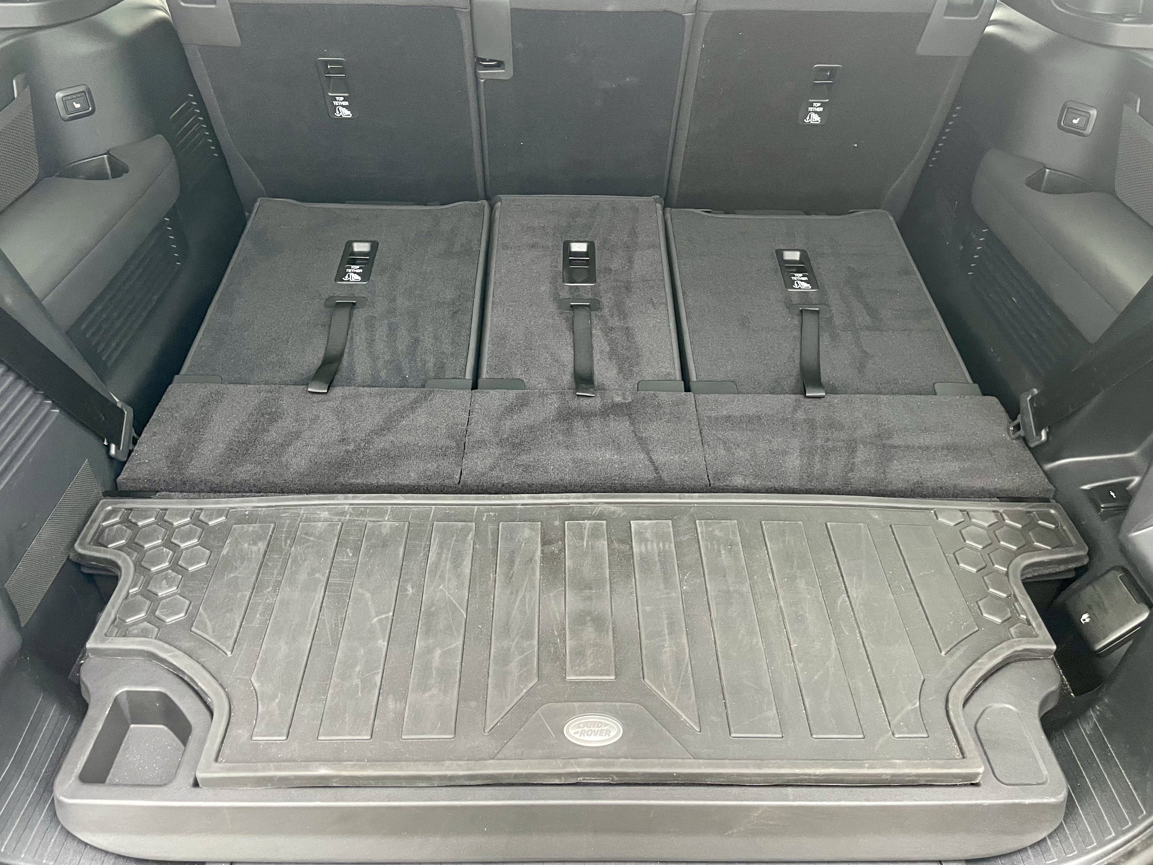 Certified 2024 Land Rover Defender 130 X image 37