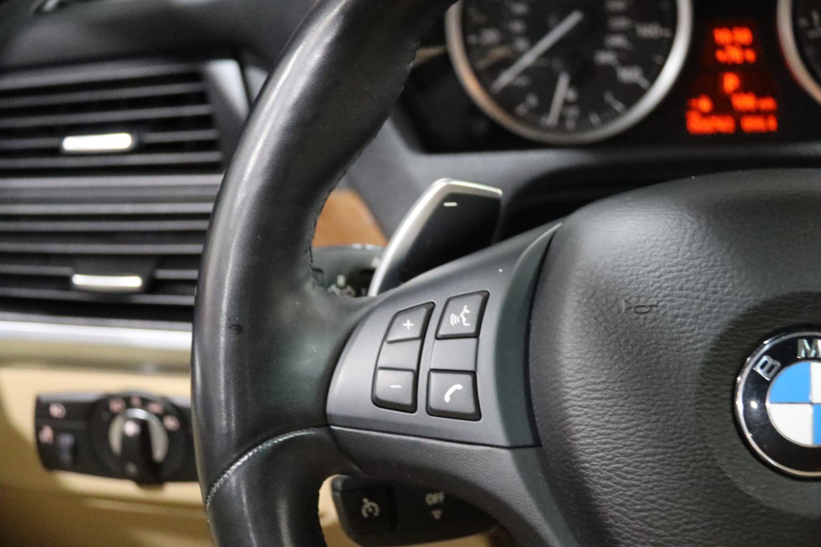 Used 2014 BMW X6 xDrive50i image 55