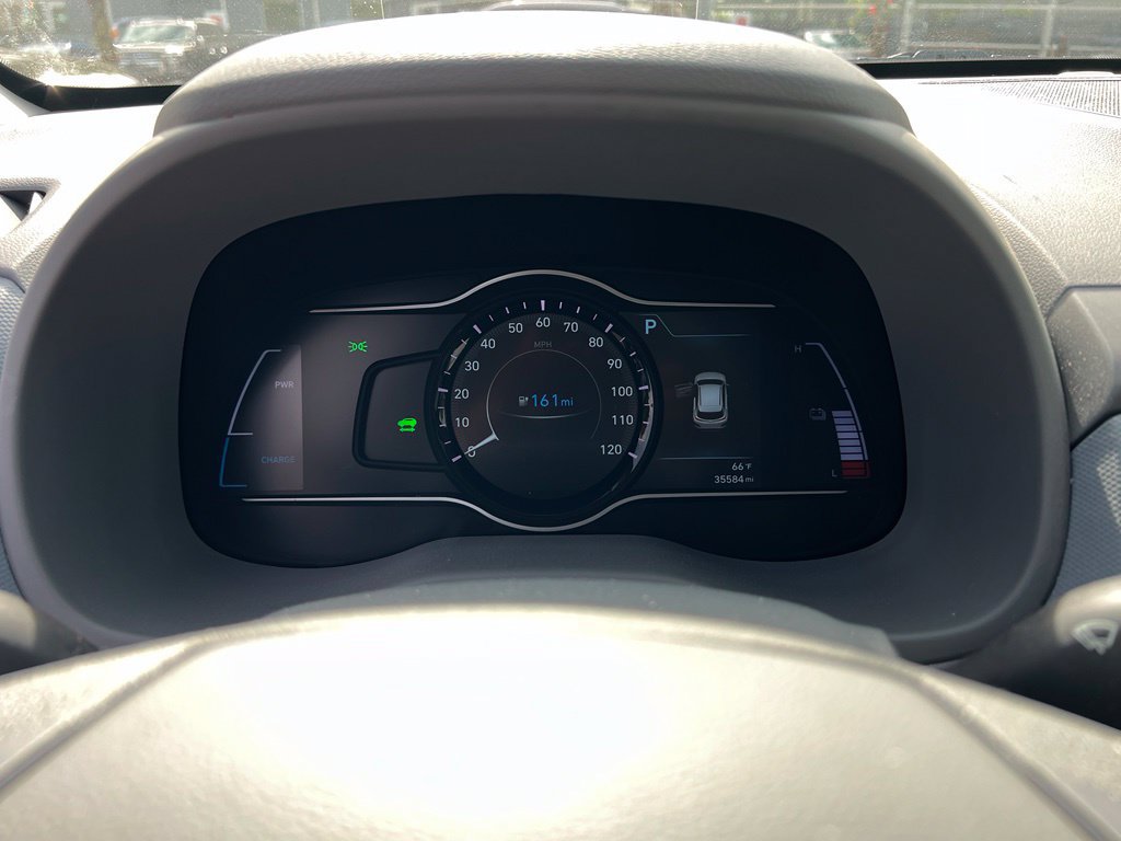 Used 2021 Hyundai Kona Ultimate w/ Cargo Package FWD image 18