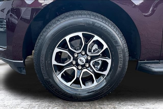 Used 2023 Ford Expedition XLT AWD/4WD image 33