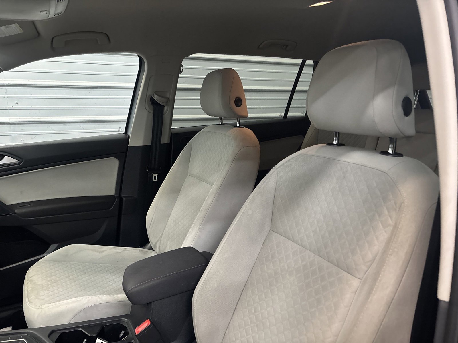 Used 2019 Volkswagen Tiguan S w/ 3rd Row Seat Package image 9