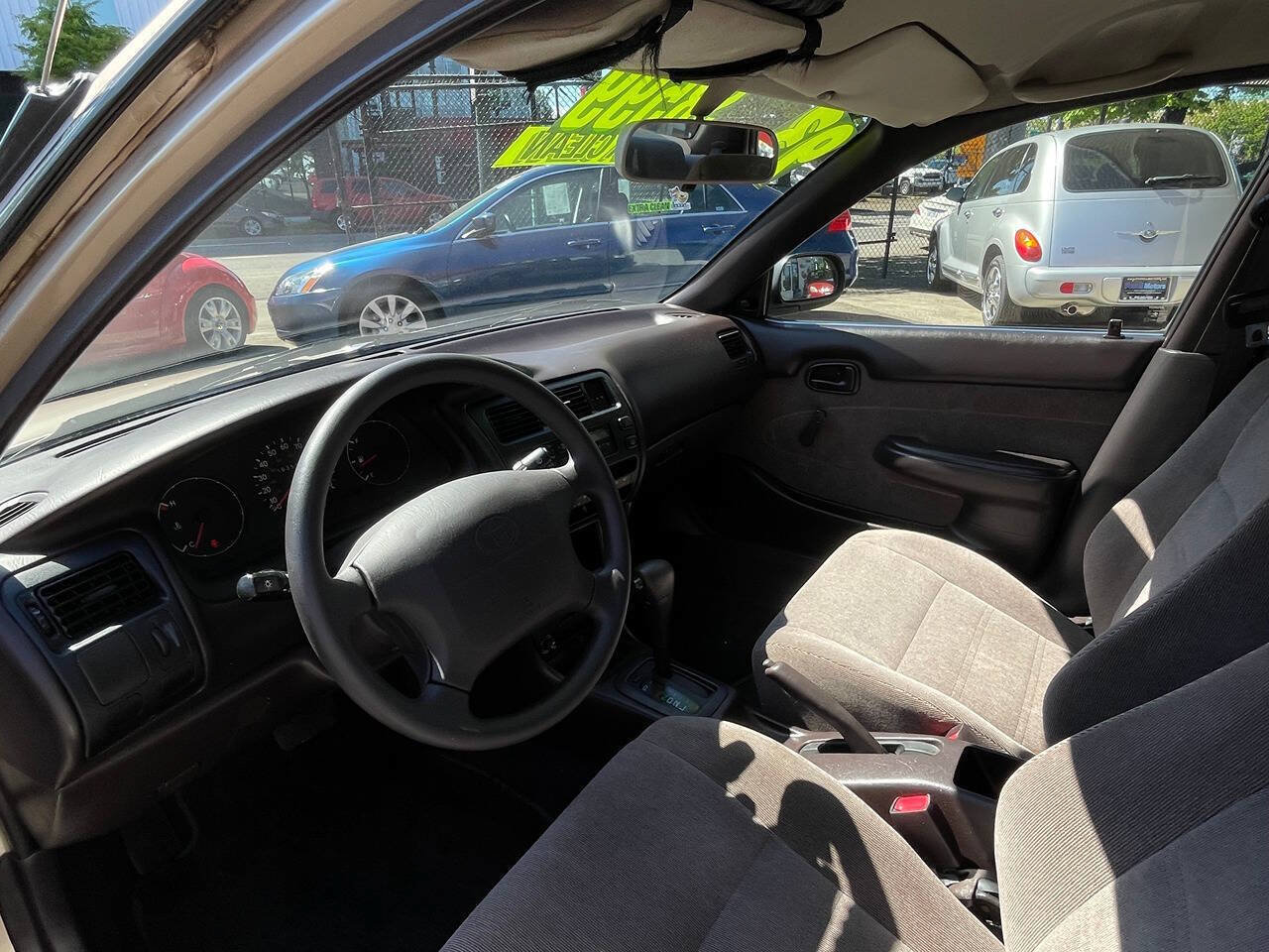 Used 1993 Toyota Corolla Deluxe FWD image 7