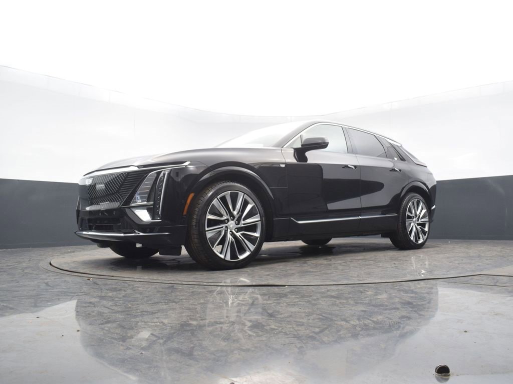 Certified 2024 Cadillac Lyriq Luxury w/ LPO, Floor Liner Package image 46