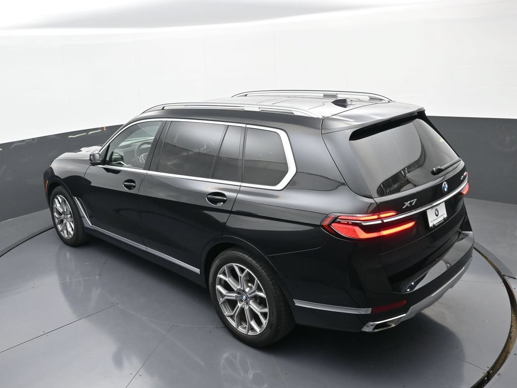 Used 2024 BMW X7 xDrive40i AWD/4WD image 36