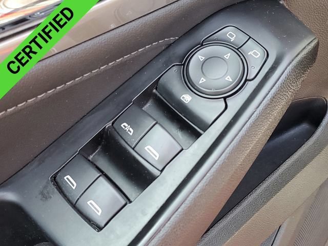 Certified 2023 Chevrolet Traverse LT FWD image 24