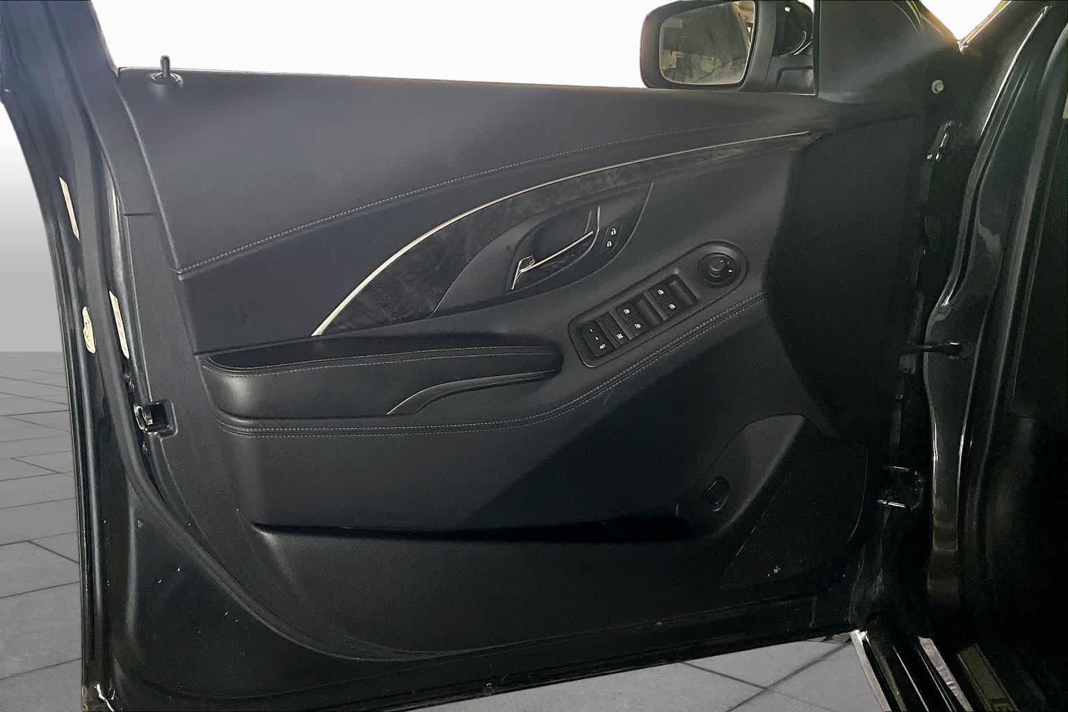 Used 2015 Buick LaCrosse Leather FWD image 20