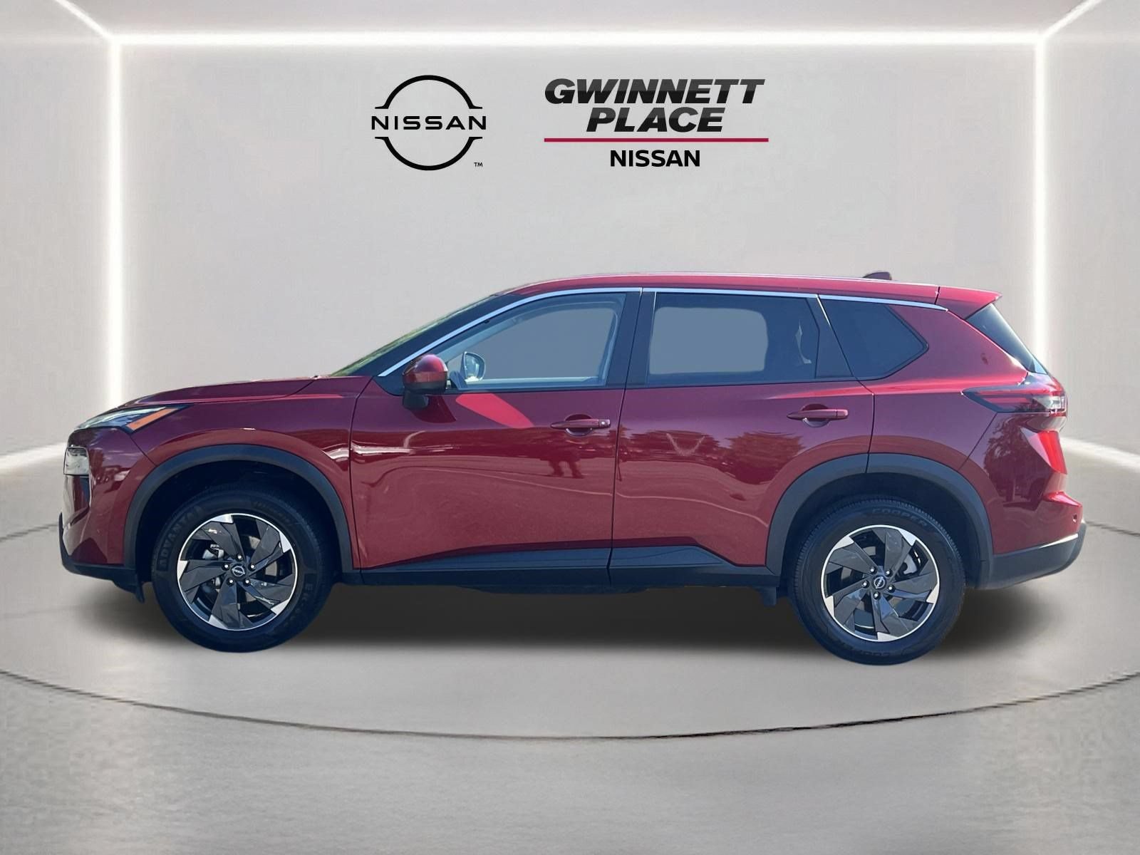 Used 2025 Nissan Rogue SV AWD/4WD image 21