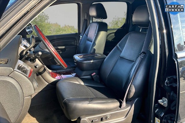 Used 2013 Cadillac Escalade EXT Premium AWD/4WD image 25