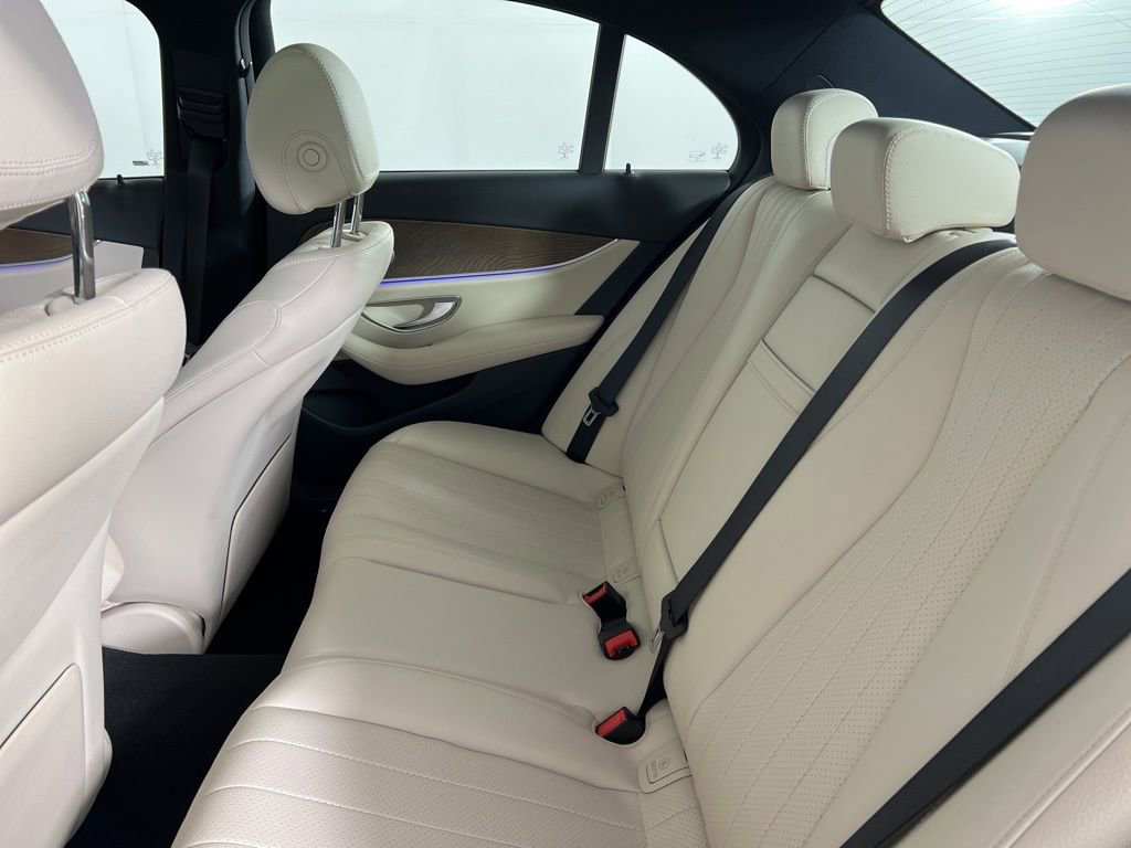 Used 2023 Mercedes-Benz E 350 4MATIC Sedan image 12
