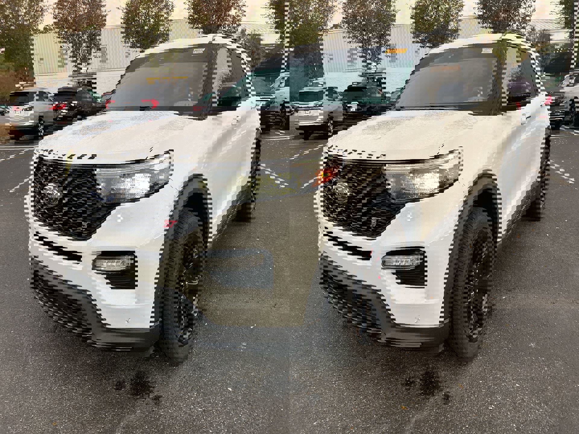 Used 2020 Ford Explorer ST w/ ST Street Pack image 5