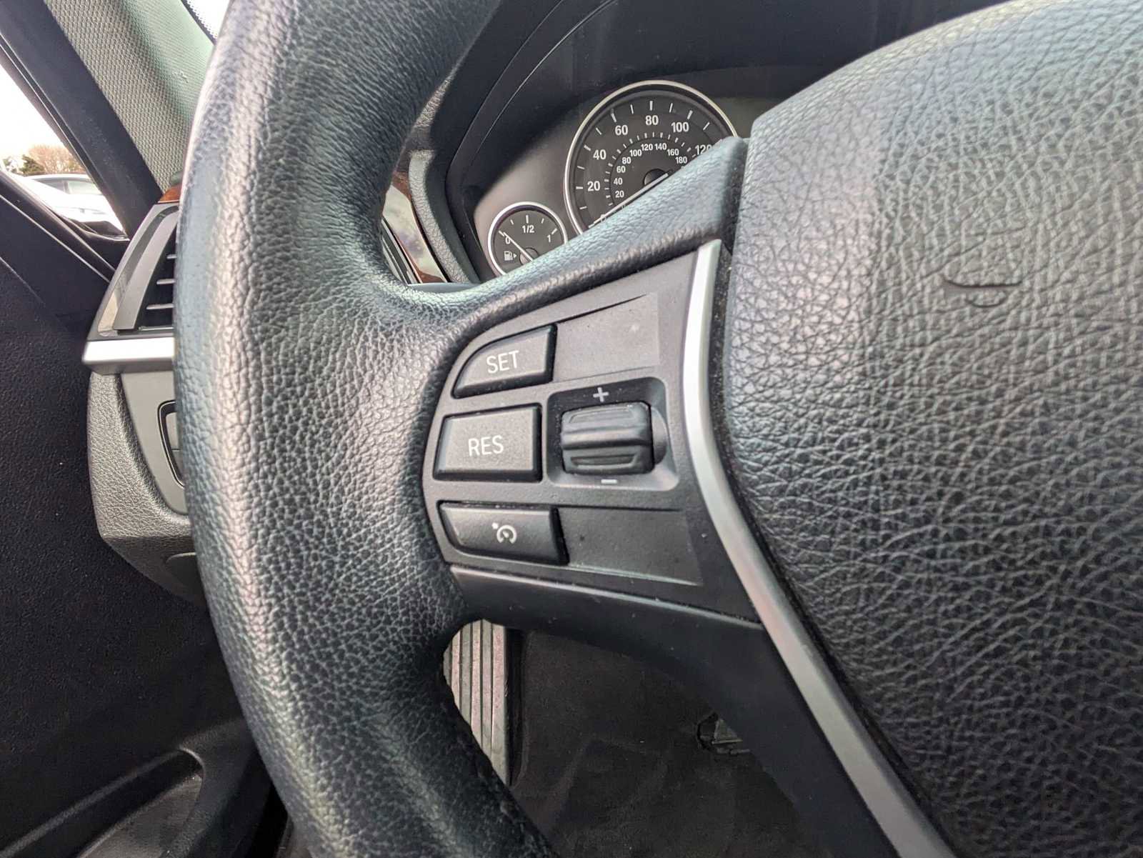 Used 2014 BMW 328i xDrive Sedan image 24